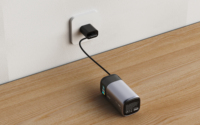 Power Bank Ultra Compact 20000mah 100W Baterai Li-polymer dengan Kabel USB-C Retractable dan Layar TFT untuk Pengisian Daya Laptop dan Ponsel