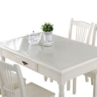 Protecteur de table à manger en plastique transparent transparent de haute qualité résistant à l'huile tapis de bureau et nappe de sport et de divertissement
