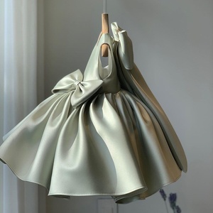 Abito di raso quotidiano per bambine di un anno di classe femminile compleanno estivo gonna da principessa con fiocco decorazione floreale gonna per Kidsren - Product Image 4