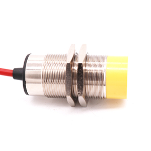 เซ็นเซอร์วัดระยะแบบคาปาซิทีฟ ทนอุณหภูมิสูง ระยะมาตรฐาน 15 มม. AC 2 สาย - Product Image 2