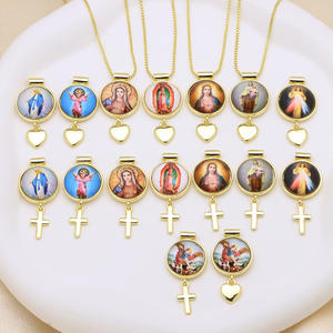 Nouveau collier en cuivre plaqué or 18 carats de style européen avec pendentif rond religieux avec <span class=keywords><strong>croix</strong></span> et charme en forme de cœur - Product Image 1