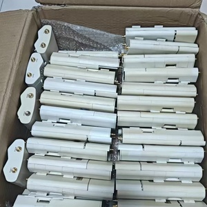 Punto de Acceso Inalámbrico Empresarial AirMAX Rocket M5 Usado con Función de Módem de Doble Banda WEP/WPA QoS y 2 Antenas Externas - Product Image 3