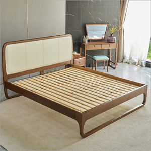 Cadre de <span class=keywords><strong>lit</strong></span> en bois européen, ensemble de meubles de chambre à coucher, style <span class=keywords><strong>scandinave</strong></span>, <span class=keywords><strong>lit</strong></span> rembourré en cuir de haute qualité, taille Queen ou King - Product Image 4