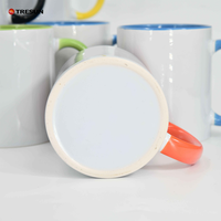 Mug keramik 11oz Logo kustom-2025 desain pegangan berbentuk C trendi, dasar putih cetak warna penuh untuk acara/hadiah