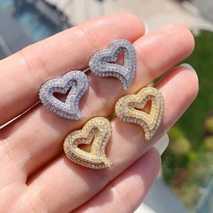 <span class=keywords><strong>Orecchini</strong></span> a cuore per uomo donna zircone ottone <span class=keywords><strong>con</strong></span> zircone oro argento oro rosa <span class=keywords><strong>orecchini</strong></span> - Product Image 1