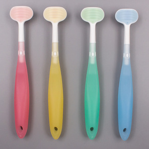 Brosse à dents manuelle pour enfants à 3 têtes, ultra-douce, en nylon, pour usage domestique - Product Image 3