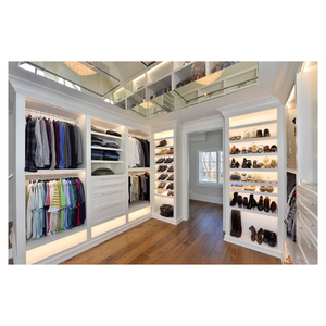 Armadio Orient con Ante Scorrevoli a Specchio, Elegante Riflesso Contemporaneo per Soggiorno, Finitura in PVC - Product Image 3