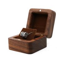 Boîte à bijoux en bois personnalisable, petite boîte à pendentif en bois, boîte à bagues en bois en gros, boîte de rangement pour boucles d'oreilles et colliers
