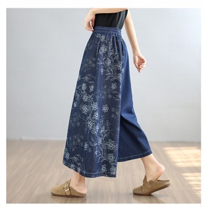 Pantacollant in denim con stampa floreale primavera estate 2026 all'ingrosso, vita elasticizzata, pannello asimmetrico, gamba larga, <span class=keywords><strong>pantaloni</strong></span> cropped da donna taglie forti - Product Image 6