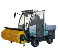 Machine de balayage de voirie tout-terrain 4x4, multifonctionnelle, avec cabine fermée, véhicule de nettoyage routier, balayeuse à neige