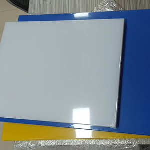Tabla de cortar de PE certificada por la FDA, color y logotipo de tamaño personalizado, ecológica y duradera para cocina, restaurante y uso doméstico - Product Image 1