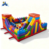 Parc d'attractions gonflable LilyToys, parcours d'obstacles coloré et amusant, aire de jeux gonflable extérieure