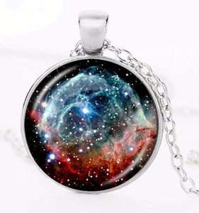 Collar Luminoso de Vidrio con Diseño de Galaxia Espacial, Modelo 2019, Venta al por Mayor, Económico, con Luna y Estrellas que Brillan en la Oscuridad - Product Image 2