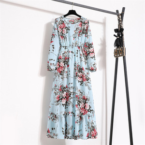 Robe longue d'été élégante en mousseline florale à manches longues pour femmes musulmanes, taille haute, ourlet à volants, coupe ample, grandes tailles, vente en gros - Product Image 5