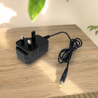 Adaptateur d'alimentation enfichable 3 broches UK 5V 24V 12V 3Amp DC Output pour éclairage LED en matériau PC