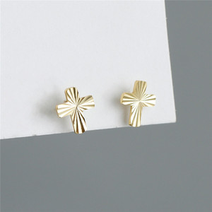 SP New Cross Studs Fashion 18K Gold Plated 925 Sterling Silver Cross <strong>Earrings</strong> Cartilage <strong>Screwbacks</strong> - Product Image 4
