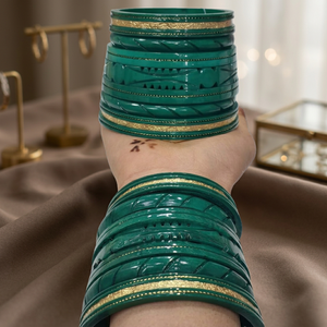 Brazaletes de Bola de Resina y Marfil Estilo Cultural de Uttar Pradesh, Joyería de Boda a la Moda para Mujer a Precios Bajos en India - Product Image 1