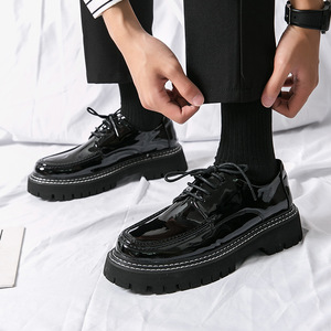 Zapatos de Hombre Talla Grande 47, Modelo 2026, con Suela Gruesa para Aumentar la Altura, Punta Redonda, de Cuero, Charol Brillante, para Negocios y Moda - Product Image 1