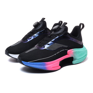 Calzado Deportivo de Verano Moderno y de Alta Calidad con Botones a Presión, Placa de Carbono, Amortiguación, Antideslizante, Masajeante y Transpirable - Product Image 1