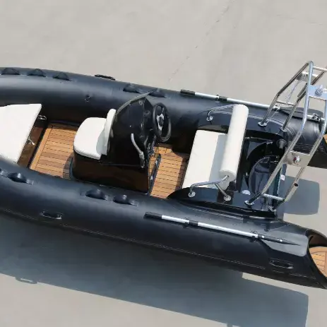 Barco inflável semi-rígido do hull do fibra de vidro do motor externo do ce 480cm com o motor