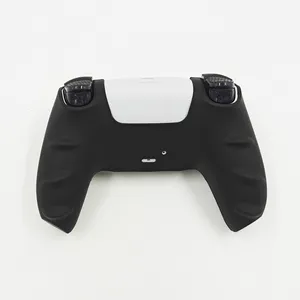 Funda protectora de piel de silicona con estampado de seda de diseño de club de fútbol personalizado para PlayStation 5 PS5 controlador de juego DualShock