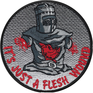 Parche Bordado Termoadhesivo de Sarga con Diseño Personalizado de Caballero Negro con Herida Roja/Corazón Redondo, Estilo Termoadhesivo para Planchar con Tu Nombre o Logotipo - Product Image 1