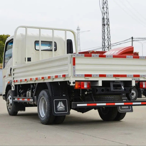 Howo Cargo Truck 4x2 Vehículo de transporte ligero 3,<span class=keywords><strong>5</strong></span> <span class=keywords><strong>toneladas</strong></span> <span class=keywords><strong>5</strong></span> <span class=keywords><strong>toneladas</strong></span> <span class=keywords><strong>Hino</strong></span> Sino Truck - Product Image 5