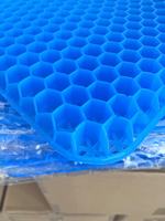 Coussin de siège d'été personnalisé en usine pour le soulagement de la pression TPE douleur au coccyx du dos pour coussin de chaise en gel pour voiture bureau