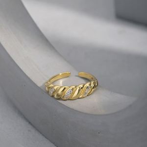Anillo Dylam de Plata de Ley 925 con Circonita, Estilo Metálico, Chapado en Oro de 18K, Hipoalergénico, Resistente al Agua, para Mujer - Product Image 3