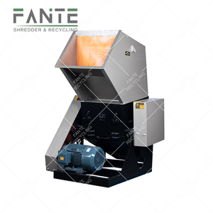 Conquérez vos plastiques les plus résistants avec notre broyeur robuste, construit pour dominer les blocs durs, les paniers, l'ABS automobile et le <span class=keywords><strong>film</strong></span> - Product Image 3