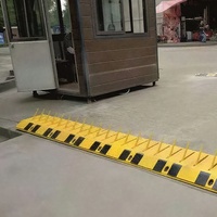 Barrière routière anti-évasion à pointes jaunes, frein à roue métallique, barrière de vitesse, perforateur de pneus, en acier Q235, 10-15 mph