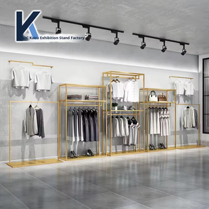 Rak <span class=keywords><strong>Display</strong></span> toko pakaian ritel kelas atas dengan baja tahan karat Multi lapisan rak berdiri lantai untuk pakaian pria - Product Image 2