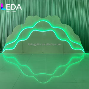 LEDA - Estructura de Fondo LED Curva para Decoración de Eventos, Bodas y Fiestas - Product Image 1