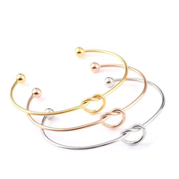 Bracelet ouvert torsadé poli pour femme, en acier inoxydable, trois couleurs (or, or rose, argent), 66 mm, élégant pour les soirées