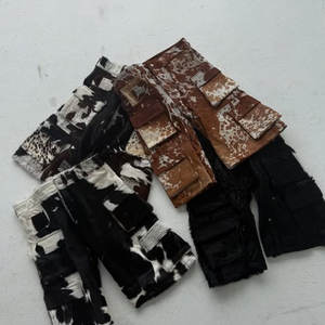 Jorts de mezclilla gruesa vintage personalizados de alta calidad con corte deshilachado, efecto desgastado, estilo cargo, transpirables, con estampado <span class=keywords><strong>animal</strong></span> de vaca, para verano - Product Image 2
