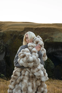 Роскошные двухсторонние мягкие Пузырьковые одеяла из искусственного меха кролика для зимы - Product Image 4