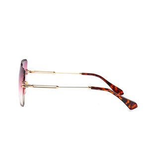 Carrées Sans Monture Lunettes De Soleil Femmes D'été Rouge Lunettes de Marque De Luxe De Mode Lunettes De Soleil Pour Hommes - Product Image 3