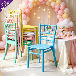 Nouvelle chaise Chavari empilable en résine plastique multicolore durable pour enfants, idéale pour les dîners, mariages et événements - Product Image 6