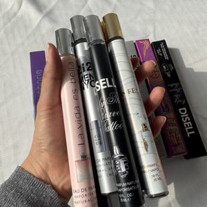 Vente en gros de vaporisateurs corporels en tube de 35 ml pour hommes et femmes, unisexe, EDP, Eau de Parfum, parfum longue durée, mini-parfum original - Product Image 3