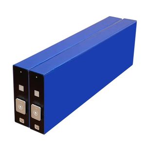叶片<span class=keywords><strong>3.2v</strong></span> 154ah磷酸铁锂棱柱形电池可充电LFP锂离子<span class=keywords><strong>3.2v</strong></span> lifepo4电池 - Product Image 6