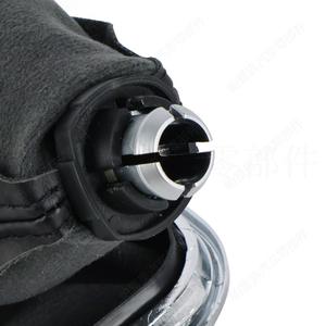 Funda Protectora para Palanca de Cambios de Volkswagen Golf 4 con Marco Brillante, Costuras Negras, Diseño Integrado, Ergonómica, Plástico, Número de Pieza - Product Image 1