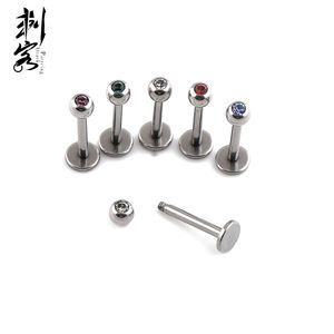 เครื่องประดับเจาะร่างกาย<span class=keywords><strong>ไท</strong></span>เทเนียมแบบเกลียวนอกตั้ง CZ labret - Product Image 2