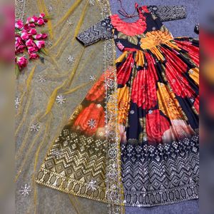 คอลเลกชันสีสวยสำหรับผู้หญิงชุดปาร์ตี้ดีไซน์ใหม่ที่คล้ายกันเปิดตัว - Product Image 2