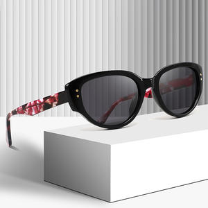 Gafas de Sol Cat Eye para Mujer, Montura TR90, Lentes Polarizadas UV400 Negras, Protección Solar para Exteriores, Diseño Moderno, Hechas en Wenzhou - Product Image 3