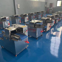 Machine à déchiqueter et à trancher la viande de poulet entièrement automatique en acier inoxydable pour la préparation de kebabs en restaurant, capacité de 600 kg/h