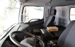 Tractocamión HINO <span class=keywords><strong>Usado</strong></span> de Segunda Mano, Camión de Servicio Pesado T700 450HP 6x4, Cabeza Tractora HINO de Japón - Product Image 2