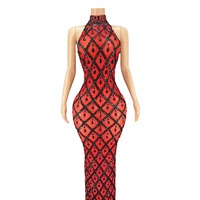 Fond rouge Diamant noir Hôte le dîner Discothèque Bar Chanteuse Performance Costume Scène Strass Robe