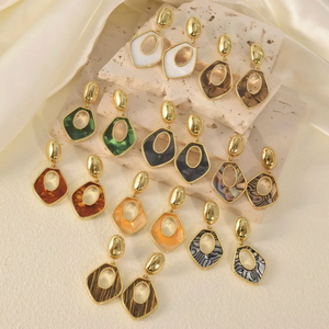 Pendientes Geométricos de Acero Inoxidable con Diseño Hueco para Mujer, Diseño Simple y Ligero para el Trabajo, Fiestas y Uso Diario - Product Image 4
