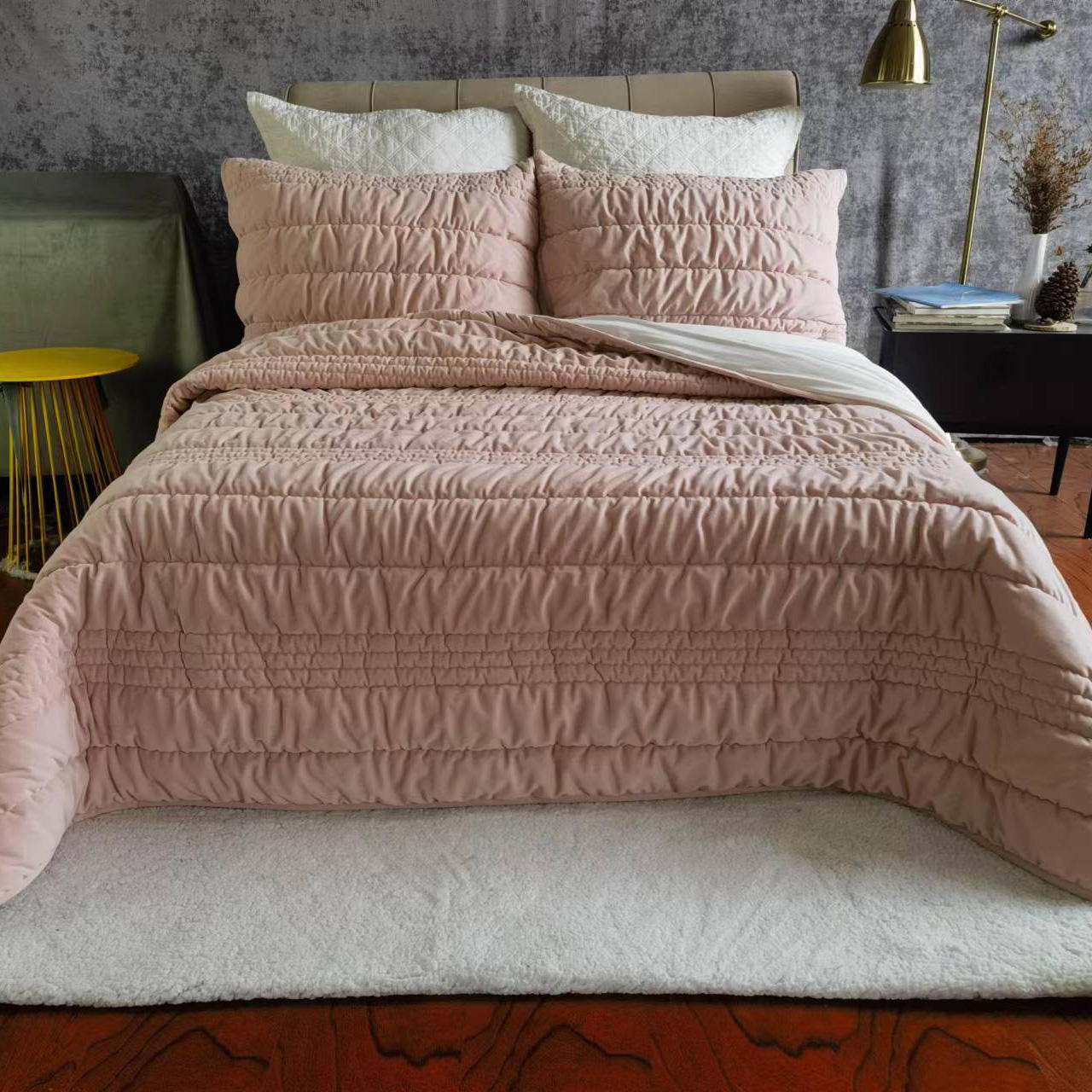 Cabbage and Roses Christmas Foliage Fir Ruby | Mercari, image size:1280x1280