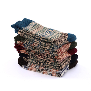 2025 Custom Comfortable Luxury Soft Harajuku Stripe <strong>Wool</strong> <strong>Thick</strong> Winter Knitted Tube Warm Vintage <strong>Socks</strong> for <strong>Men</strong> - Product Image 6